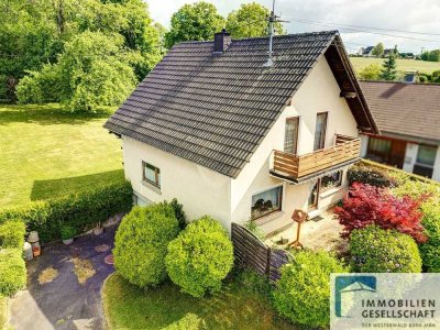 Gepflegtes Einfamilienhaus mit großzügigem Grundstück in schöner und beliebter Wohnlage in Birnbach!