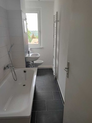 *Moderne Dreiraumwohnung* Idyllische Lage*