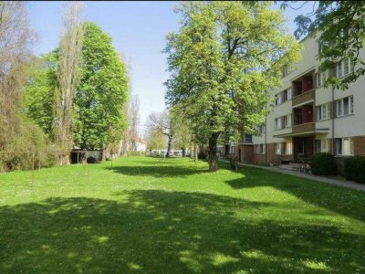 *** TOLLE 3 RAUMWOHNUNG IN ZWENKAU ~ STELLPLATZ *** www.Romeo-Immobilien.de