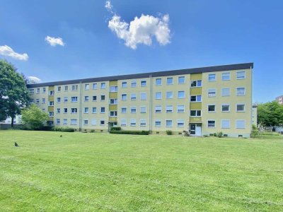 Großzügig geschnittene 2-Zi.-Wohnung mit Balkon!