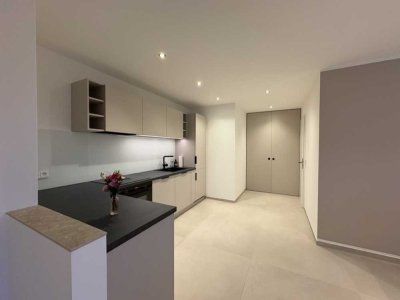 Neubau: stilvolle, lichtdurchflutete 2-Zimmer Wohnung  70 m² mit Dachterrasse, Siebengebirgsblick