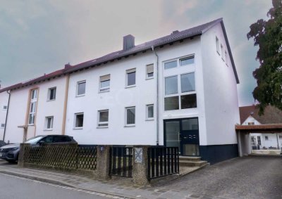 Gepflegtes, leerstehendes Mehrfamilienhaus mit 3 Wohneinheiten in Nürnberg