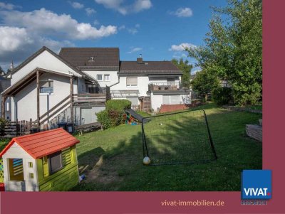 Mehrfamilienhaus mit 6 Wohneinheiten und großem Gartengrundstück. Gute Rendite!