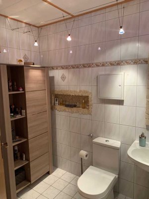 Großzügige 5-Zimmer-Wohnung mit Balkon und Einbauküche