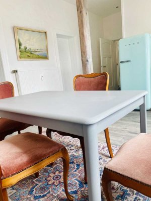 Großes WG-Zimmer im frisch sanierten Altbau