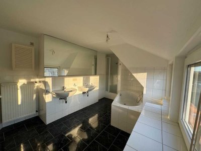 3 ZKB-Maisonettewohnung mit Balkon