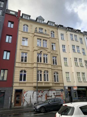 Sanierte Altbauwohnung, zentral