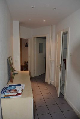 3-Zimmer-Erdgeschosswohnung mit Terrasse und Einbauküche in Hamburg Hamm-Nord