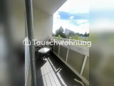 Tauschwohnung: 2,5 Räume im Zentrum beim Cantona um die Ecke mit Balkon