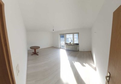 2 ZimmerWohnung mit Balkon in LB-West; vorerst Mietvertrag auf 2Jahre