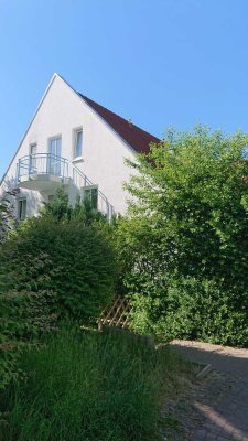 Exklusiv wohnen in Dresden-Weißig – Stilvoll möbliertes Apartment zum Erstbezug nach Modernisierung