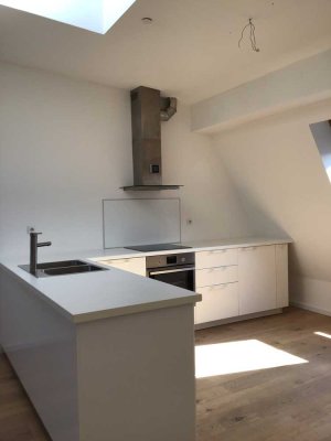 Traumhaftes 2 Zimmer Penthouse mit Ausblick!