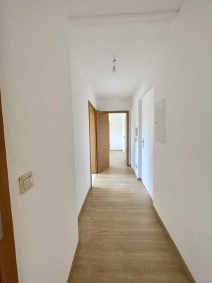 frisch sanierte 4-Raumwohnung
