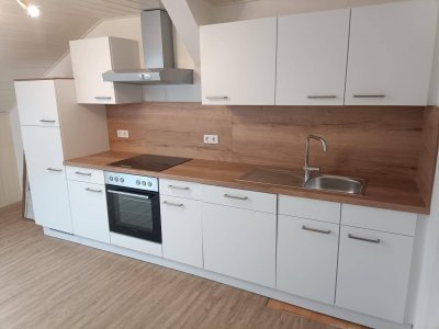 Frisch renoviert, Neue Küche, neue Böden, neue Türen,....