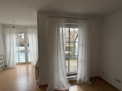 Ein-Zimmer-Wohnung mit Balkon an der Grenze Sanderau/Altstadt hinter der Residenz