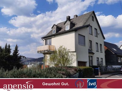 apensio -GEWOHNT GUT-: Großzügige 2,5 Zimmer-Wohnung mit WINTERGARTEN und PANORAMABLICK