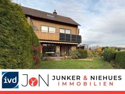 Sonniges Zuhause mit Garten, Balkon und separatem Dachgeschoss-Apartment in Bielefeld- Hillegossen