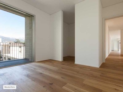 Provisionsfrei Erdgeschosswohnung in 99759 Sollstedt, Kolonie