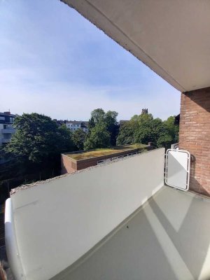 Bequeme 2-Zimmerwohnung mit Balkon in Düsseldorf-Derendorf