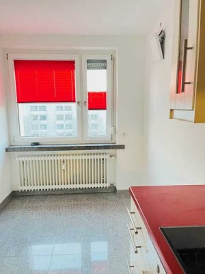 Helle und lichtdurchflutete 3 ZKBB in Rüppurr mit Tageslichtbad von privat zu verkaufen