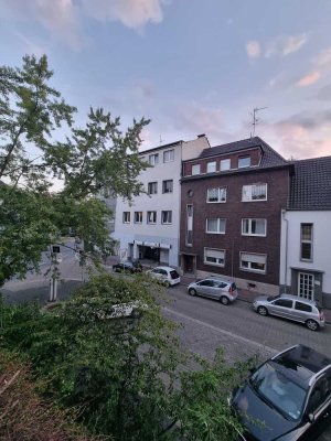 Exklusive 3-Zimmer-Wohnung mit Balkon in zentraler Lage in Moers