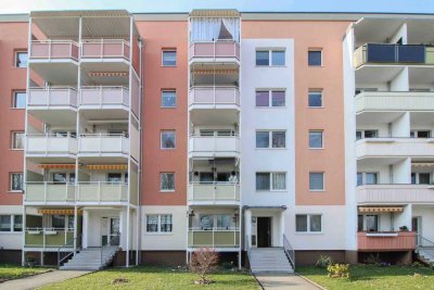 Großzügige 3-Zimmer-Wohnung 76m²  mit Balkon und zwei Bädern im 1.Obergeschoss