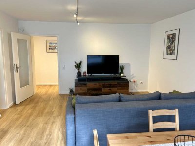 Moderne möblierte Top-Einliegerwohnung mit Gartenblick in ruhiger Lage