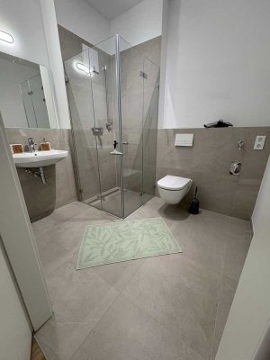 Modern möblierte 1-Zimmer Wohnung, Erstbezug in TOP Lage,  kurzfristige Vermietung auch möglich