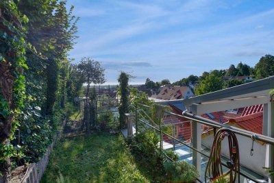 GEDECKELTES BIETERVERFAHREN** Sanierter Familientraum mit Panoramablick über HD