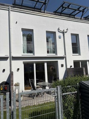 Modernes Reihenmittelhaus (Baujahr 2023) befristet und möbliert zu vermieten