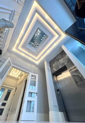 IMPOSANTE HIGH-END-DESIGNERVILLA - DELUXE-SPA mit Sauna, beheiztem Pool- in ruhiger Lage