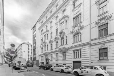 Wunderschöne AltbauWohnung mit 2 Bädern und offener Küche