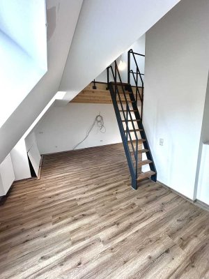 Neu ausgebaute DG Wohnung mit Galerie