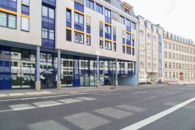 Citylage - 2 Zimmer mit Terrasse, TG-Stellplatz - Möbliert