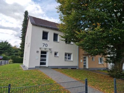 Das Glück hat ein Zuhause: barrierearme 2-Raum-Wohnung in gepflegtem Zweifamilienhaus