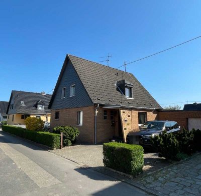 Einfamilienhaus auf Traumgrundstück mit Potential in Köln - Godorf