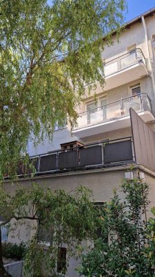 Helle 3-Zimmer Wohnung mit 30m² großer Dachterrasse Nähe Alter Markt