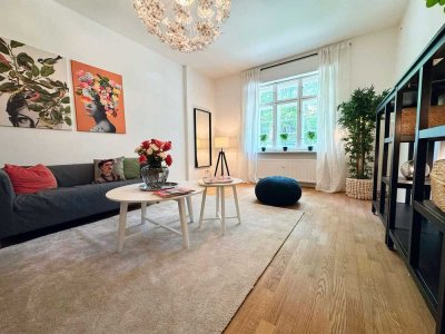 Echte Fotos, provisionsfrei! schöne und bezugsfreie 2-Zimmer-Wohnung mit gepflegtem Innenhof