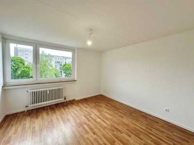 Befristete 4-Zimmer-Wohnung mit Balkon