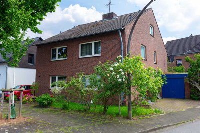 Doppelhaushälfte in zentraler, ruhiger Lage von Duisburg-Bergheim (ohne Maklerprovision)