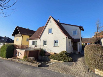 Gemütliches Zuhause mit pflegeleichtem Garten - Einfamilienhaus im beliebten Creidlitz