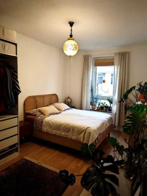 Zentrumsnahe großzügige 3-Zimmer Altbauwohnung  mit Balkon
