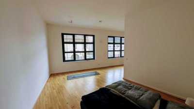 Nachmieter:in für Modernes 1-Zimmer Loft in Leipzig / Bedingungen des Vermieters beachten!
