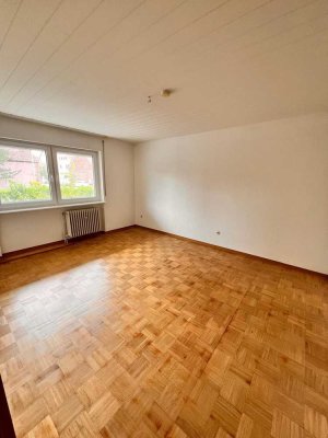 Helle 2 Zimmerwohnung mit großzügigem Balkon