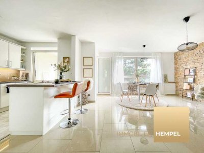 Sonnig und stilvoll - Dreizimmer-Eigentumswohnung mit Balkon und Stellplatz in Duisburg-Neudorf