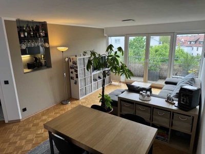 Wohnung mit Balkon, Aufzug & Garage in TOP Lage !