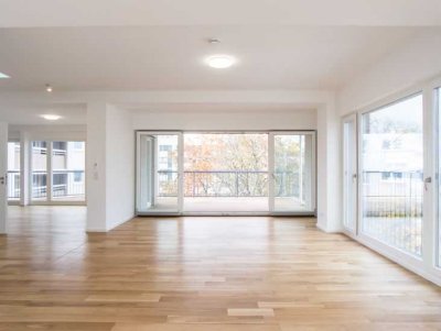 HOMESK - Sofort bezugsfrei! 5-Zimmer-Dachgeschosswohnung mit 3 Dachterrassen in Wilmersdorf
