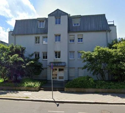 Kapitalanlage! Vermietete 2-Raum-Wohnung mit Balkon und TG-Stellplatz zu verkaufen