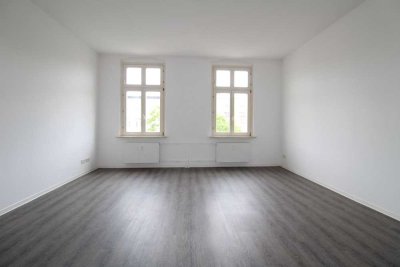 WG-GEEIGNET +++ Große 4 Zimmer direkt am Hasselbachplatz +++