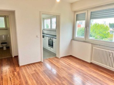 Wohnen an den Weinbergen ! Geräumige 3,5 Zi-Whg in ruhiger Lage